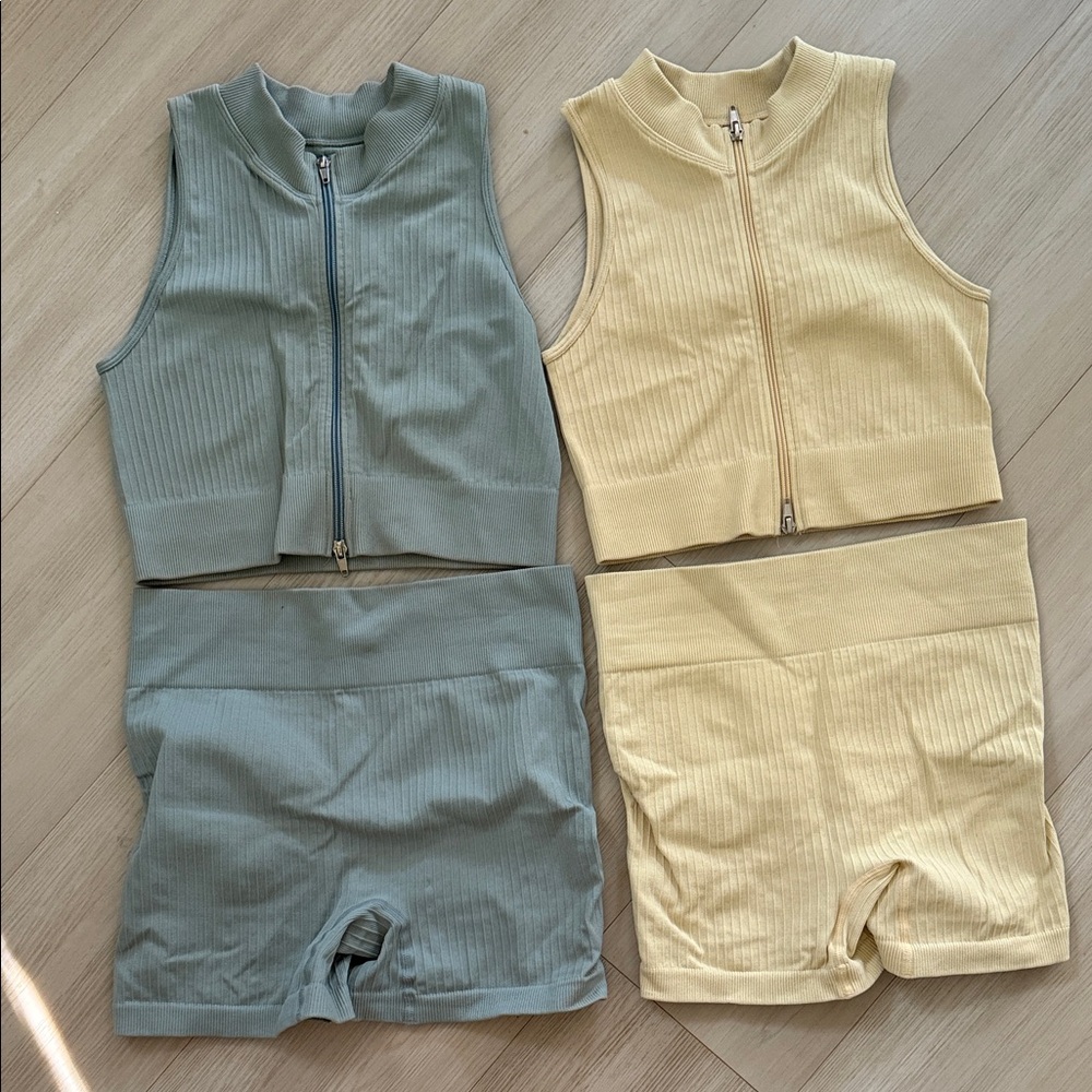Qinsen Two-Piece Ribbed Zip-Up Sets in Blue and Beige size M